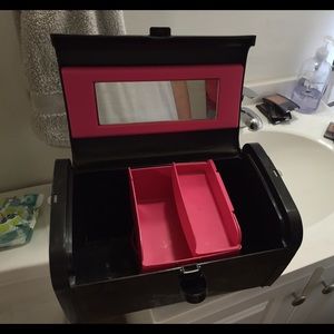 Caboodles cosmetic case.