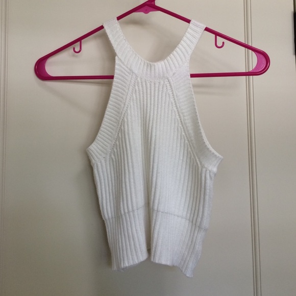 NWOT Brandy Melville Sofia Top