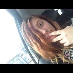 Meet your Posher, Alexandra