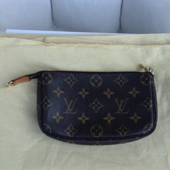 Louis Vuitton cosmetic case