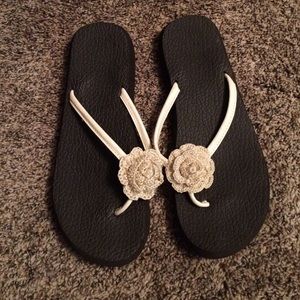 Sandals size 10