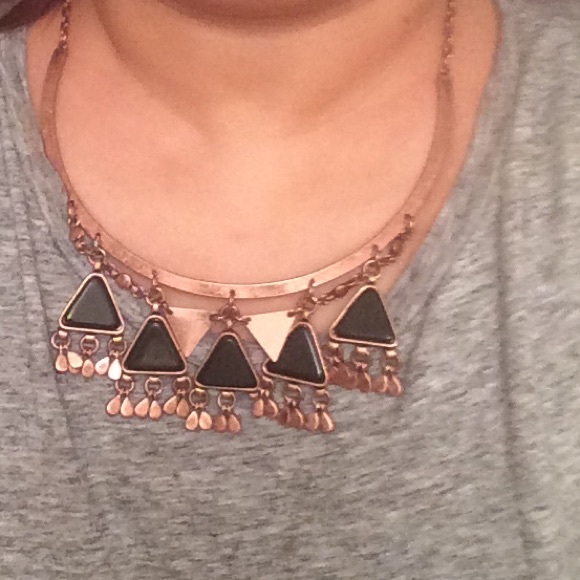 Free people beautiful necklace - Picture 3 of 4