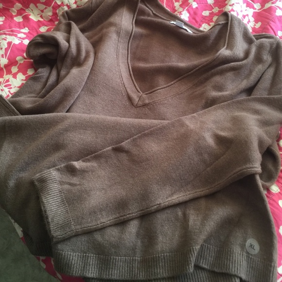 Slouchy New York & Co. Tan Sweater - Picture 3 of 4