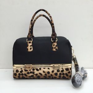 Leopard print tote w/ separate makeup compartment