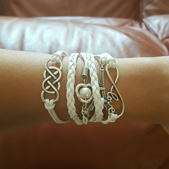 !!!SOLD!!! 6 piece Bracelet