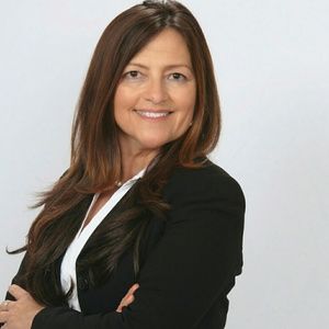 Meet your Posher, Shelly