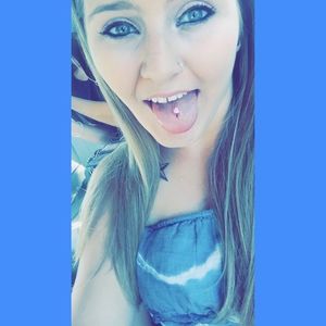Meet your Posher, Kelli