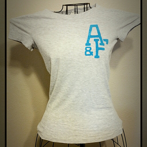 Abercrombie & Fitch grey graphic tee size small
