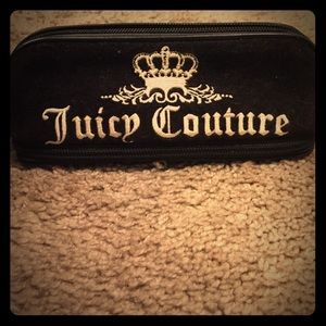 Juicy Couture Make Up Pouch