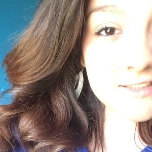 Meet your Posher, Brooke