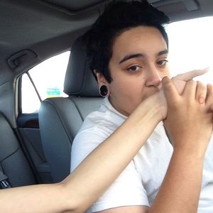 Meet your Posher, Angie