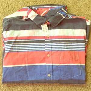 NWT | Men's Button up T-Shirt