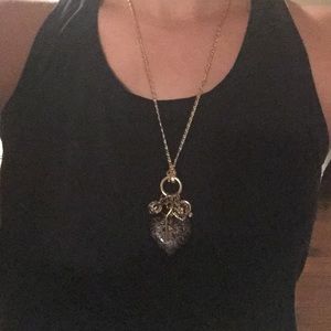 Charm necklace gold and black