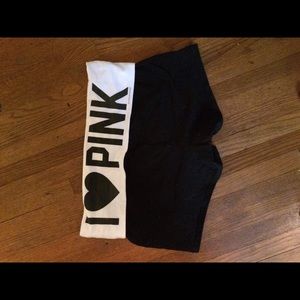 Pink yoga short