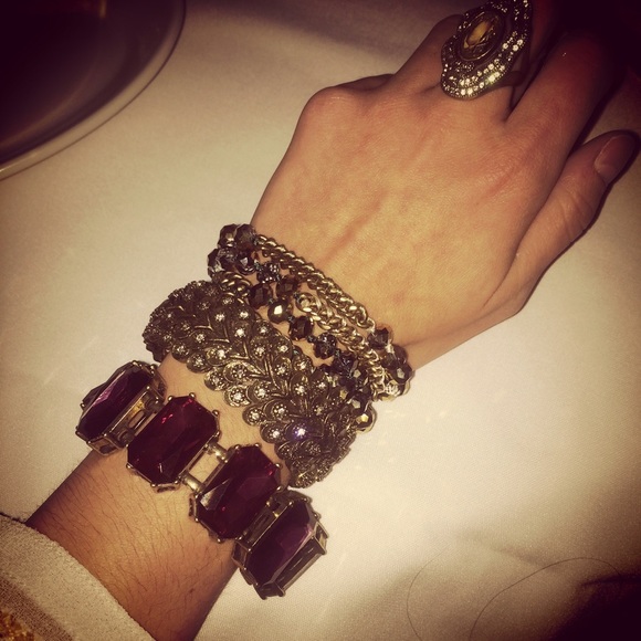 Meet your Posher, Kayla - Picture 3 of 3