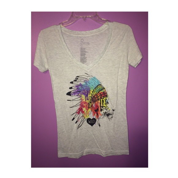 V-neck shirt