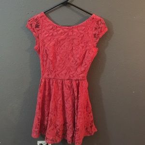 Adorable small pink dress!