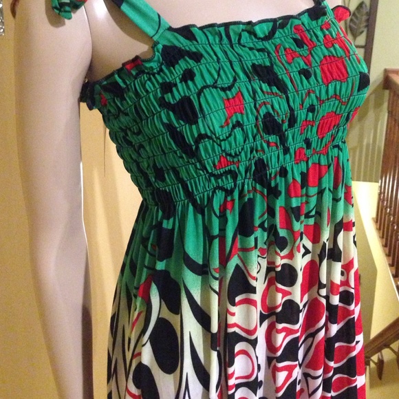 Dress - Picture 4 of 4