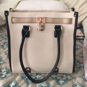 Cute Beige/Black Purse