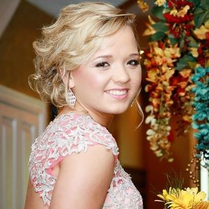 Meet your Posher, Bailey