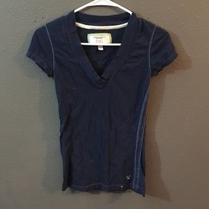 Small navy blue American eagle shirt!