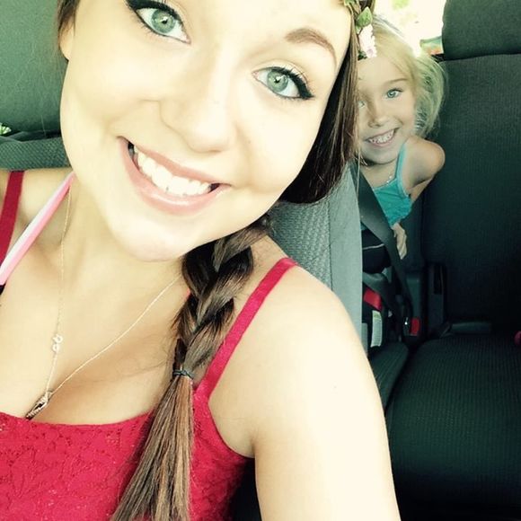 Meet your Posher, Cortney jade - Picture 1 of 1