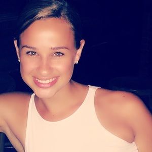 Meet your Posher, Madeline