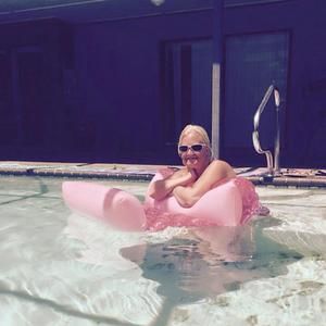 Meet your Posher, Malinda