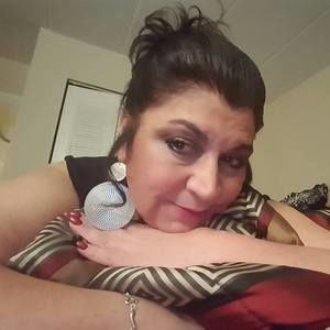 Meet your Posher, Gia