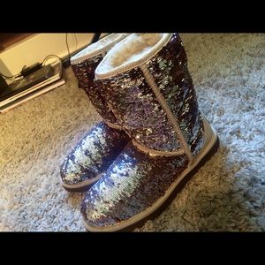 Sequin Ugg boots great condition!