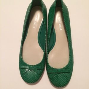 Nine West Flats - Kelly Green