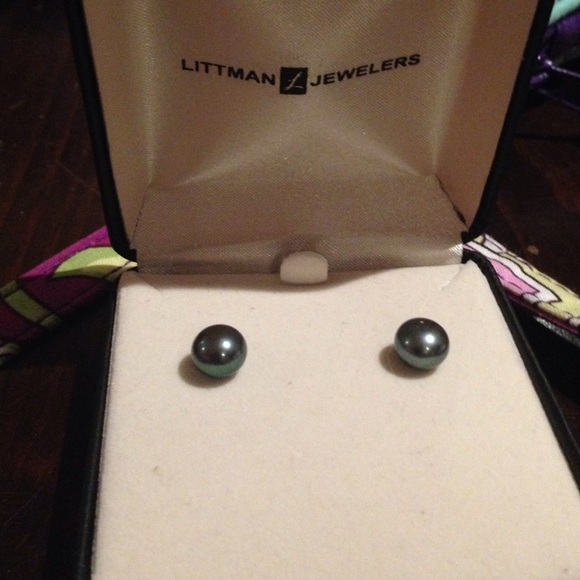Freshwater Pearl Earrings