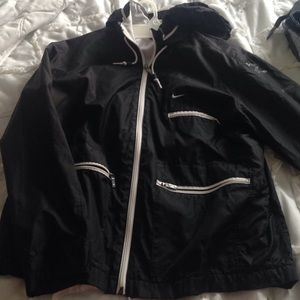 Nike wind breaker
