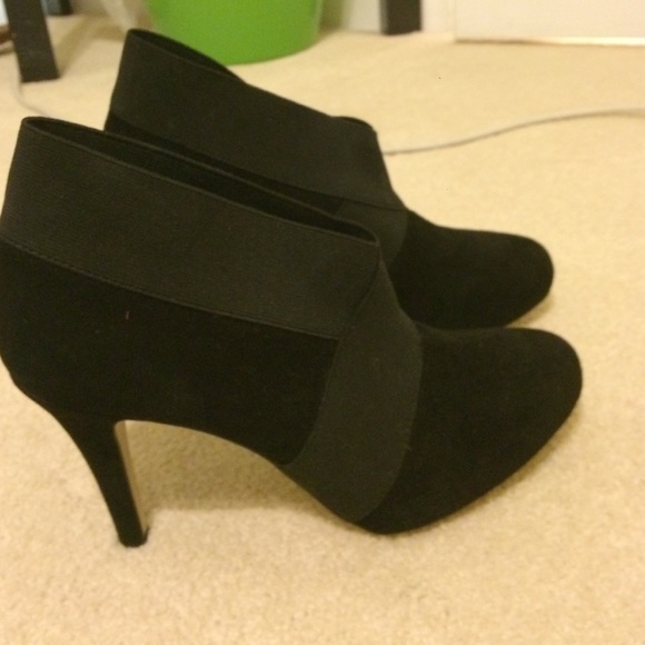 Black Jessica Simpson heels