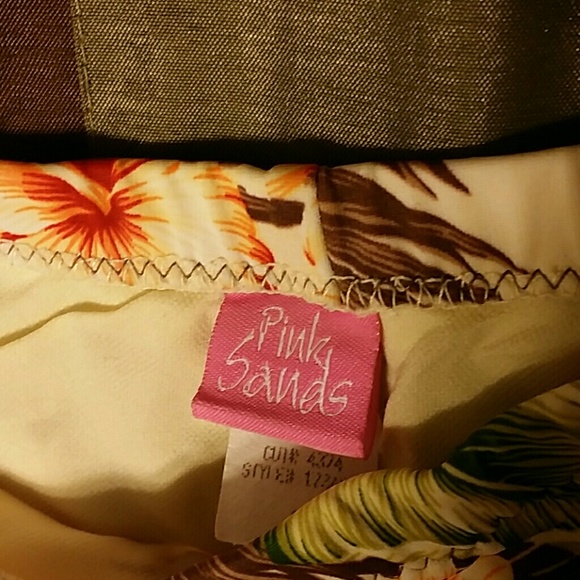 Pink Sands  reversible bikini - Picture 4 of 4