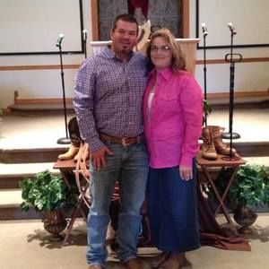 Meet your Posher, April