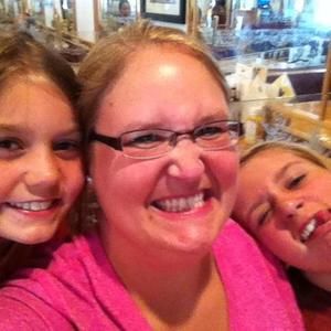 Meet your Posher, Lisa