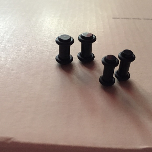 Black plugs- 14g-4g