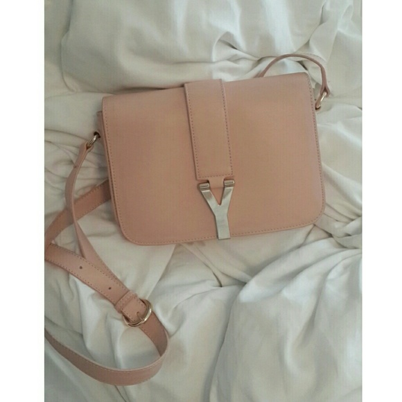 Yves Saint Laurent Handbags - Authentic YSL Chyc Yves Saint Laurent crossbag