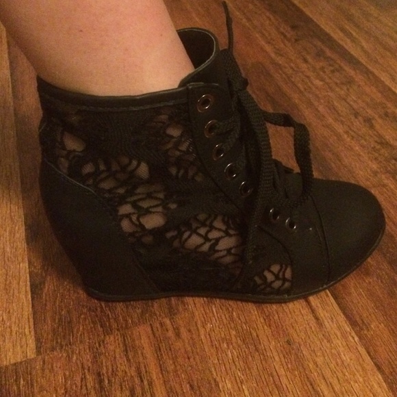 Nature breeze. Lace, lace up wedges. - Picture 4 of 4