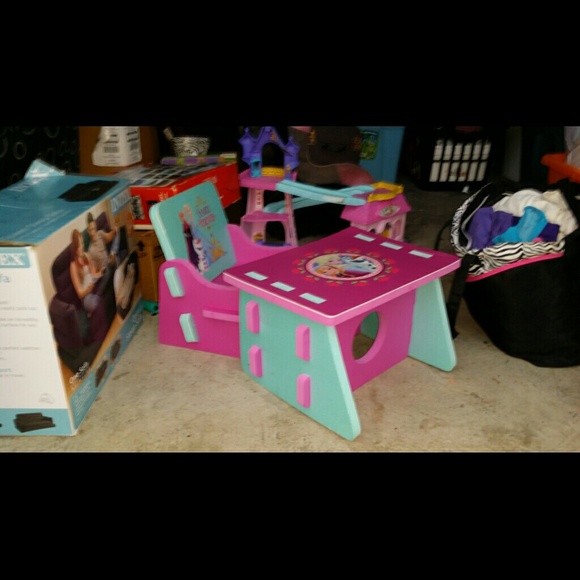 Styrofoam frozen desk and chair