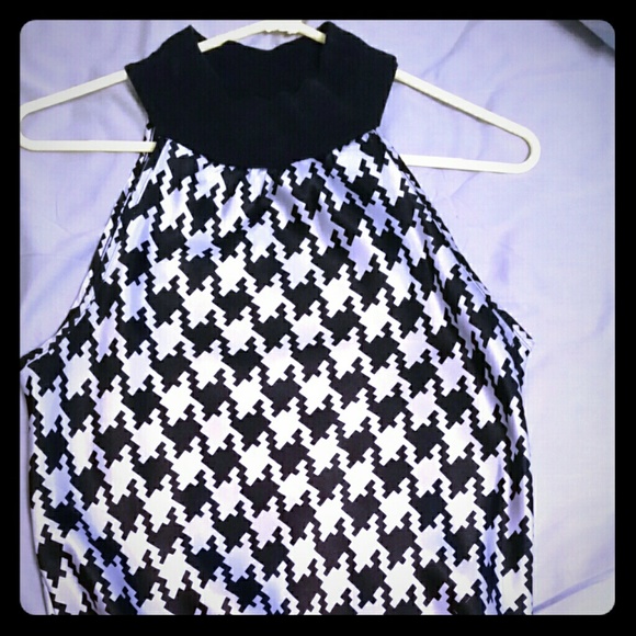 Houndstooth turtleneck halter top