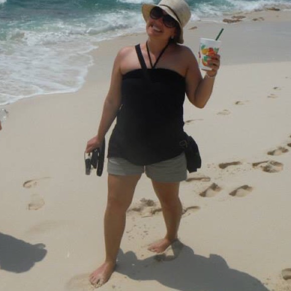 Meet Your Posher, Bobbi! Poshmark Suggested User! - Picture 3 of 4