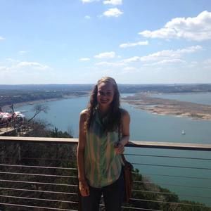 Meet your Posher, Makenzie