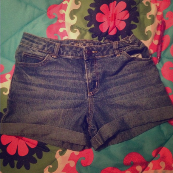 ✨ ☀️ Cherokee Jean Shorts ✨☀️