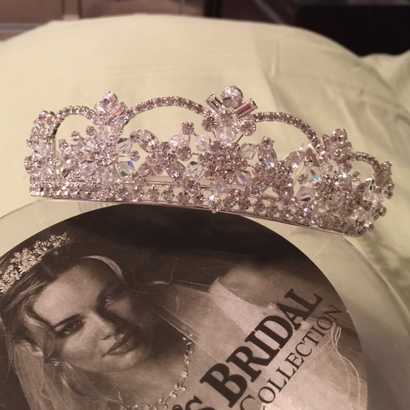 Used once. David\'s Bridal tiara