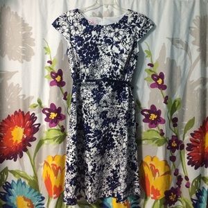 Gorgeous blue floral dress - new with tags!
