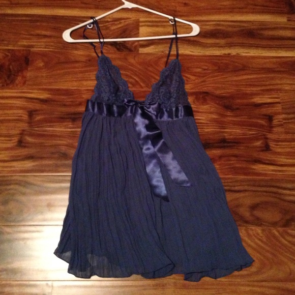 Victoria's Secret baby doll top