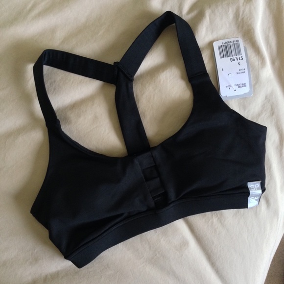 NEW Cutout Sports Bra✨