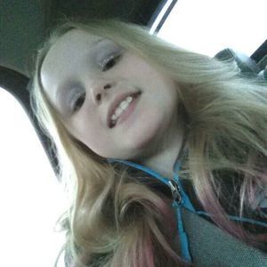 Meet your Posher, Mia